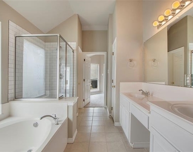 4111 Midrose Trail - Photo Thumbnail 17