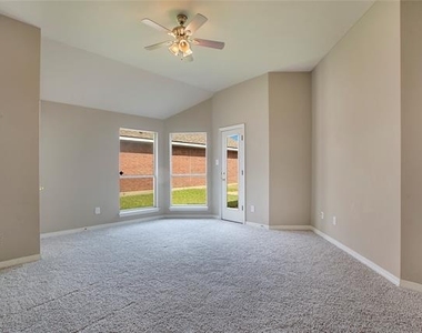 4111 Midrose Trail - Photo Thumbnail 18