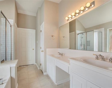 4111 Midrose Trail - Photo Thumbnail 16