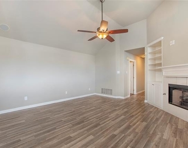 4111 Midrose Trail - Photo Thumbnail 7