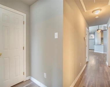 4111 Midrose Trail - Photo Thumbnail 3