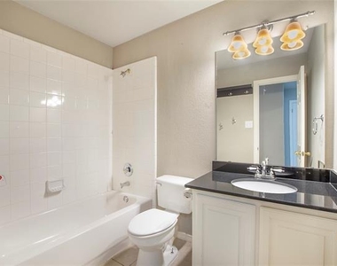 4111 Midrose Trail - Photo Thumbnail 13