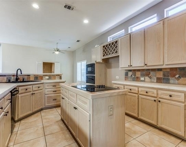 4004 Winter Park Lane - Photo Thumbnail 9