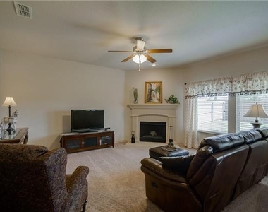 3329 Tamarack Lane - Photo Thumbnail 2