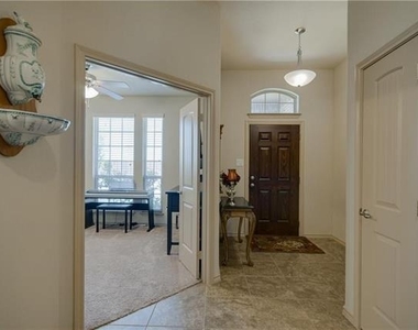 3329 Tamarack Lane - Photo Thumbnail 7