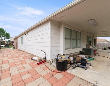 206 Shady Brook Drive - Photo Thumbnail 26