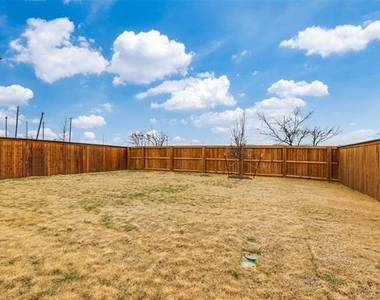 2544 Rambling Road - Photo Thumbnail 23