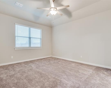 2544 Rambling Road - Photo Thumbnail 19