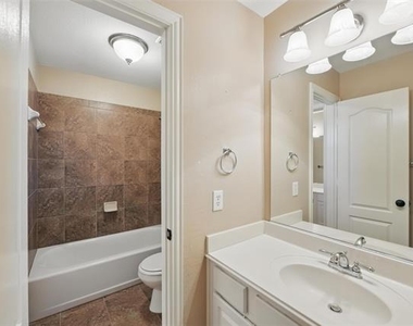 1805 Southwicke Drive - Photo Thumbnail 29