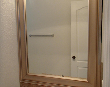 1101 Belmont Place - Photo Thumbnail 17