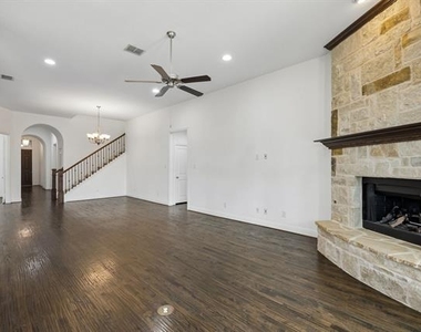 404 Warwick Boulevard - Photo Thumbnail 23