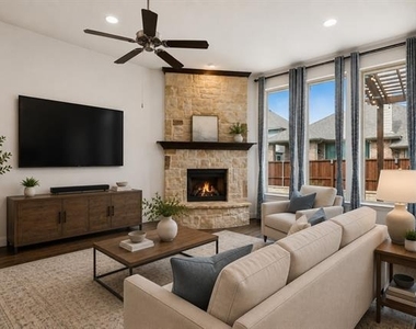 404 Warwick Boulevard - Photo Thumbnail 4