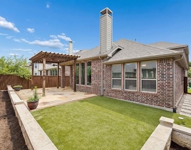 404 Warwick Boulevard - Photo Thumbnail 34