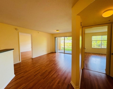 4171 San Marino Boulevard - Photo Thumbnail 4