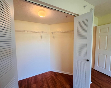 4171 San Marino Boulevard - Photo Thumbnail 12