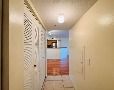 4171 San Marino Boulevard - Photo Thumbnail 2