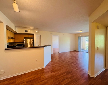 4171 San Marino Boulevard - Photo Thumbnail 3