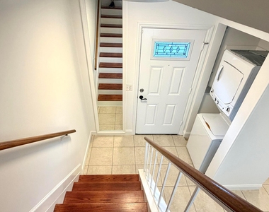 413 N Cypress Drive - Photo Thumbnail 10