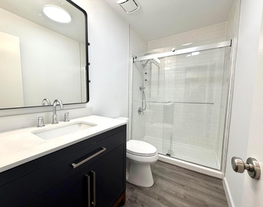 413 N Cypress Drive - Photo Thumbnail 19
