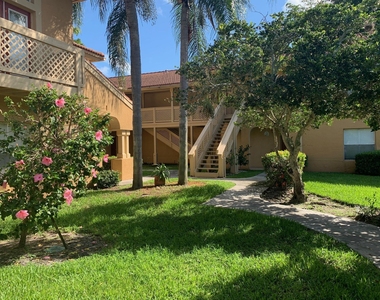 4799 Via Palm Lakes - Photo Thumbnail 3