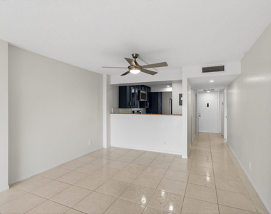 12 Royal Palm Way - Photo Thumbnail 52