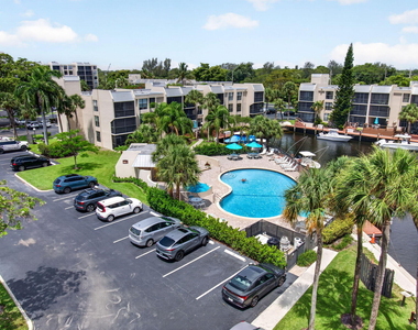 12 Royal Palm Way - Photo Thumbnail 34