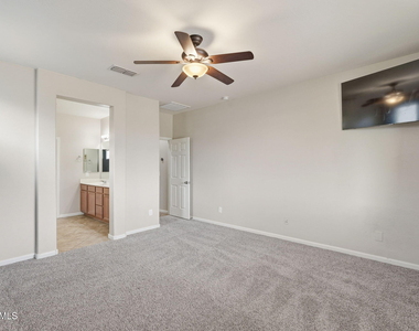 27293 N 78th Lane - Photo Thumbnail 16