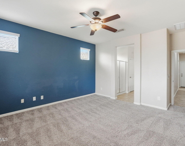 27293 N 78th Lane - Photo Thumbnail 17
