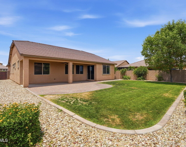 27293 N 78th Lane - Photo Thumbnail 33