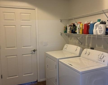 14575 W Mountain View Boulevard - Photo Thumbnail 15