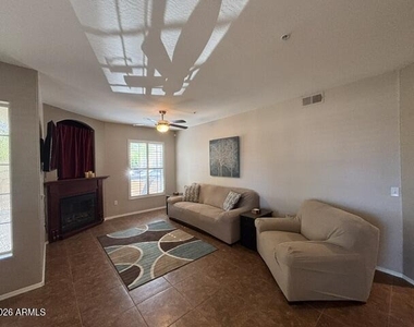 14575 W Mountain View Boulevard - Photo Thumbnail 4
