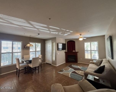 14575 W Mountain View Boulevard - Photo Thumbnail 5