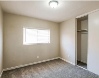 12648 N Main Street - Photo Thumbnail 11