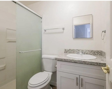 12648 N Main Street - Photo Thumbnail 13