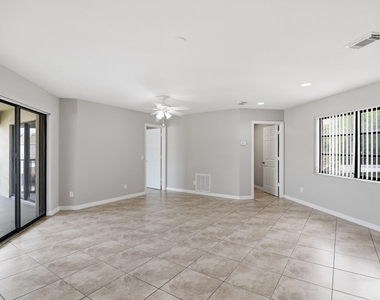 2625 Heathcote Drive - Photo Thumbnail 8