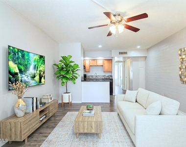 6320 N 16th Street - Photo Thumbnail 2