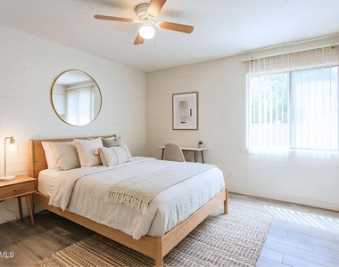6320 N 16th Street - Photo Thumbnail 5
