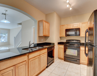 113 Hemingway Court - Photo Thumbnail 3