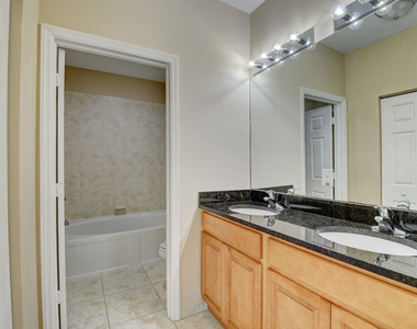113 Hemingway Court - Photo Thumbnail 8