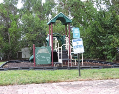113 Hemingway Court - Photo Thumbnail 16