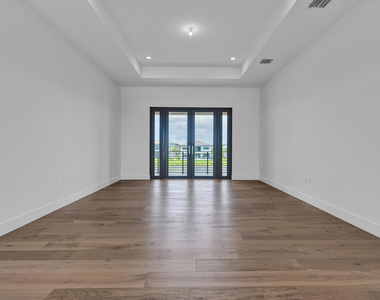 9523 Riverside Park Drive - Photo Thumbnail 26