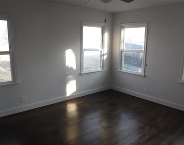 4109 Ridgecrest Circle - Photo Thumbnail 3
