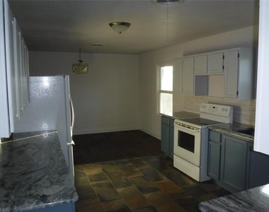 4109 Ridgecrest Circle - Photo Thumbnail 11