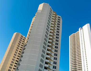 2800 N Ocean Drive - Photo Thumbnail 15