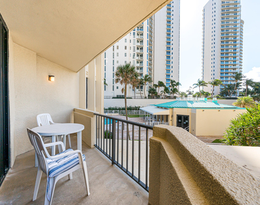 2800 N Ocean Drive - Photo Thumbnail 12