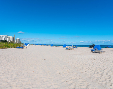 2800 N Ocean Drive - Photo Thumbnail 13