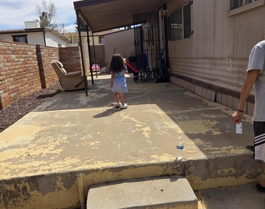 270 Valerie Lane - Photo Thumbnail 2