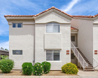 10401 N 52nd Street - Photo Thumbnail 10