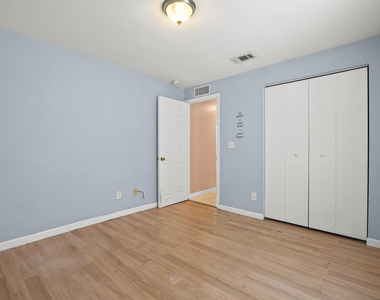 816 20th Street - Photo Thumbnail 15