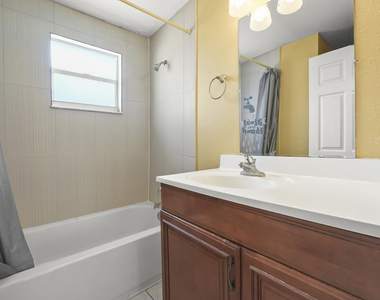 816 20th Street - Photo Thumbnail 12